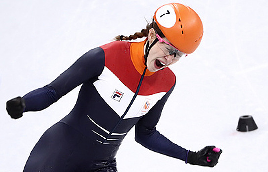 Голландская шорт-трекистка Схултинг стала олимпийской чемпионкой на дистанции 1000 м