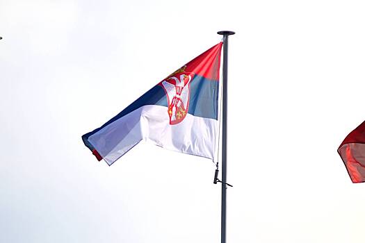 Более ста тысяч человек вышли на мирные акции в Сербии