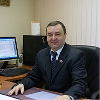 В Совете депутатов района Матушкино глава муниципального округа Владимир Анисимов отчитался о работе за год