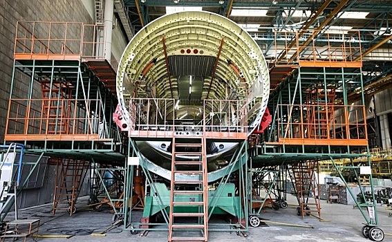 В России разрабатывают самолет с гибридной силовой установкой