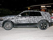 Электрический кроссовер Mercedes-Benz EQ C вышел на тесты