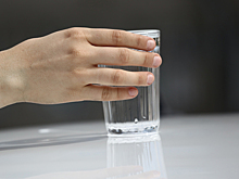 Житель Новосибирска залпом выпил бутылку водки и потерял сознание