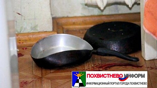 Обиженный рабочий огрел сковородой по лбу уснувшую женщину в Сызрани
