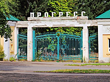 Глава Минспорта Алтая посетил в Бийске стройку «Прогресса»