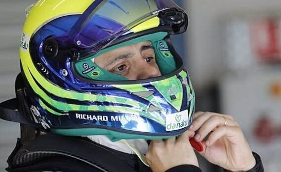 Фото: Фелипе Масса за рулём болида "Формула Е"