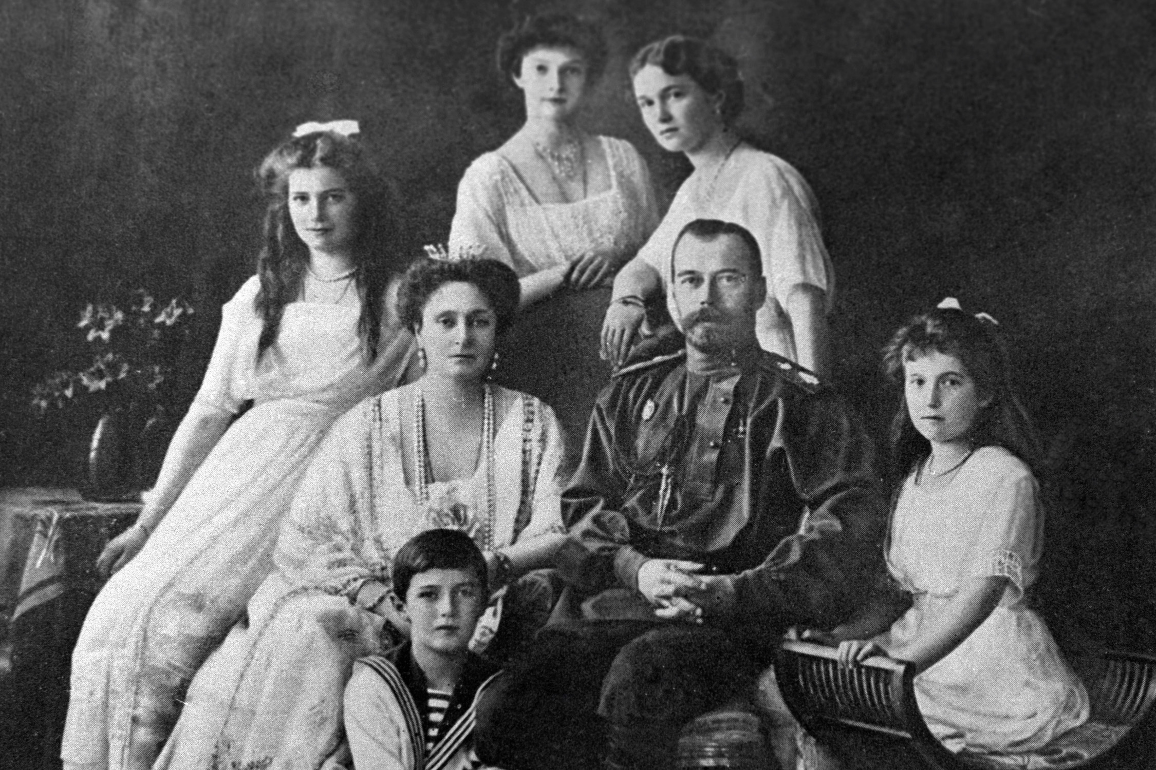Кто отдал приказ расстрелять семью российского императора Николая II -  Рамблер/субботний