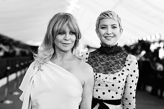 Какие они крутые! Совместный выход Голди Хоун и Кейт Хадсон на SAG Awards