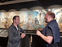 Артист Евгений Миронов посетил выставку Виктора Васнецова в Нижнем Новгороде