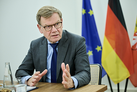 В ФРГ предупредили о риске для НАТО из-за успеха России на Украине