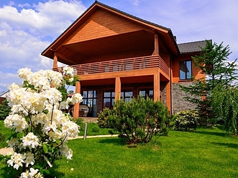 Сто самых дорогих домов на Рублевке стоят 112 миллиардов