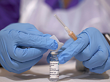 На Украине уничтожили полмиллиона доз вакцины против коронавируса