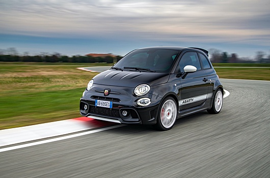 Хот-хэтч 695 Esseesse стал одним из самых легких в линейке Abarth