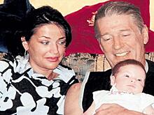 Вдова Александра Абдулова завела отношения с бизнесменом, который намного старше