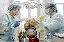 Стоматолог предостерег от полетов после операции на челюсти