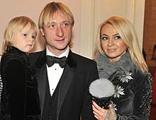 Какое наказание может грозить СМИ, которые оклеветали сына Рудковской и Плющенко