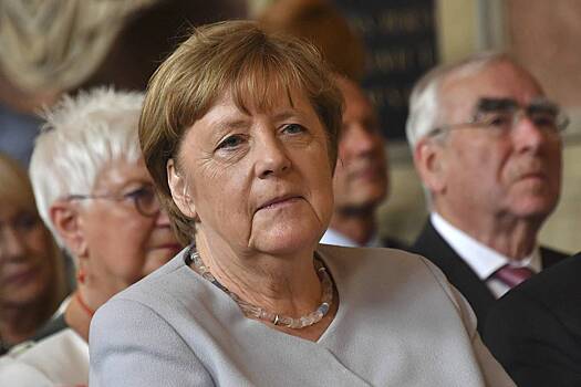 Меркель упрекнули в создании зависимости ФРГ от газа из России