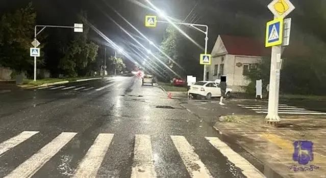 В Самарской области молодой водитель без прав на Nissan Almera врезался в "Приору"