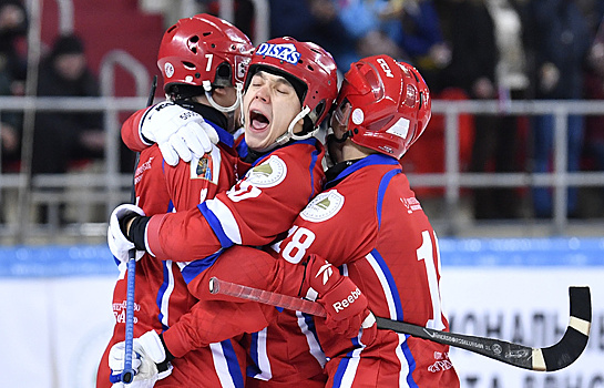 Сборная России по хоккею с мячом выиграла чемпионат мира