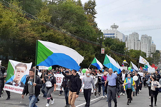 Жители Хабаровска 73-й день подряд вышли на митинг в поддержку Фургала