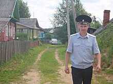 В Никольске полицейскому пришлось стать пожарным