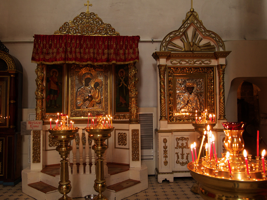 Церковь Святого Михаила Архангела, Канны, Франция