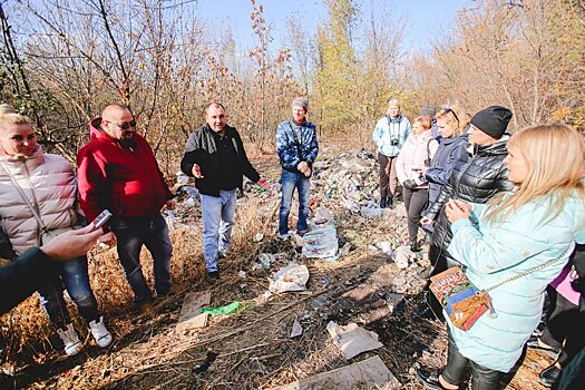 Многодетным жителям Азова дали земельные участки в чистом поле