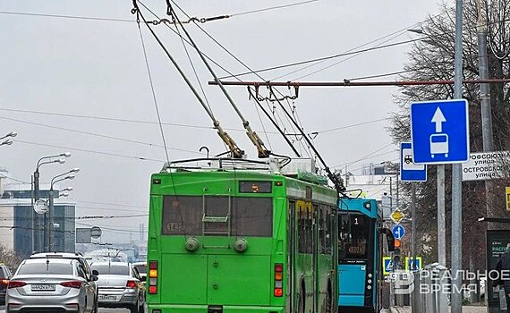Утром в Казани дважды приостанавливали движение электротранспорта