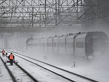 Полсотни поездов встали на юге России из-за снега