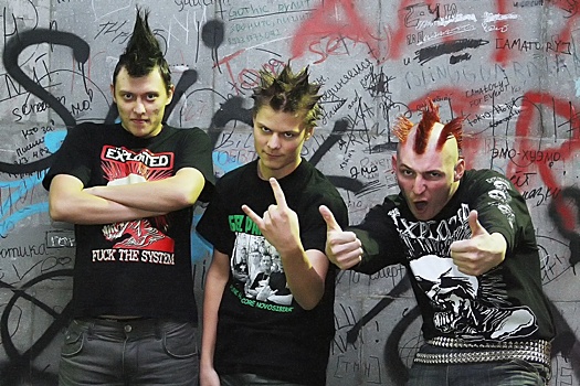 Видео: новосибирец снял клип для панк-группы, чтобы бесплатно попасть на концерт