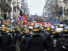 В Париже продолжаются протесты против пенсионной реформы