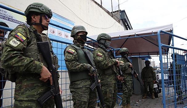В Эквадоре в ходе проверки в тюрьме обнаружили побег 48 заключенных