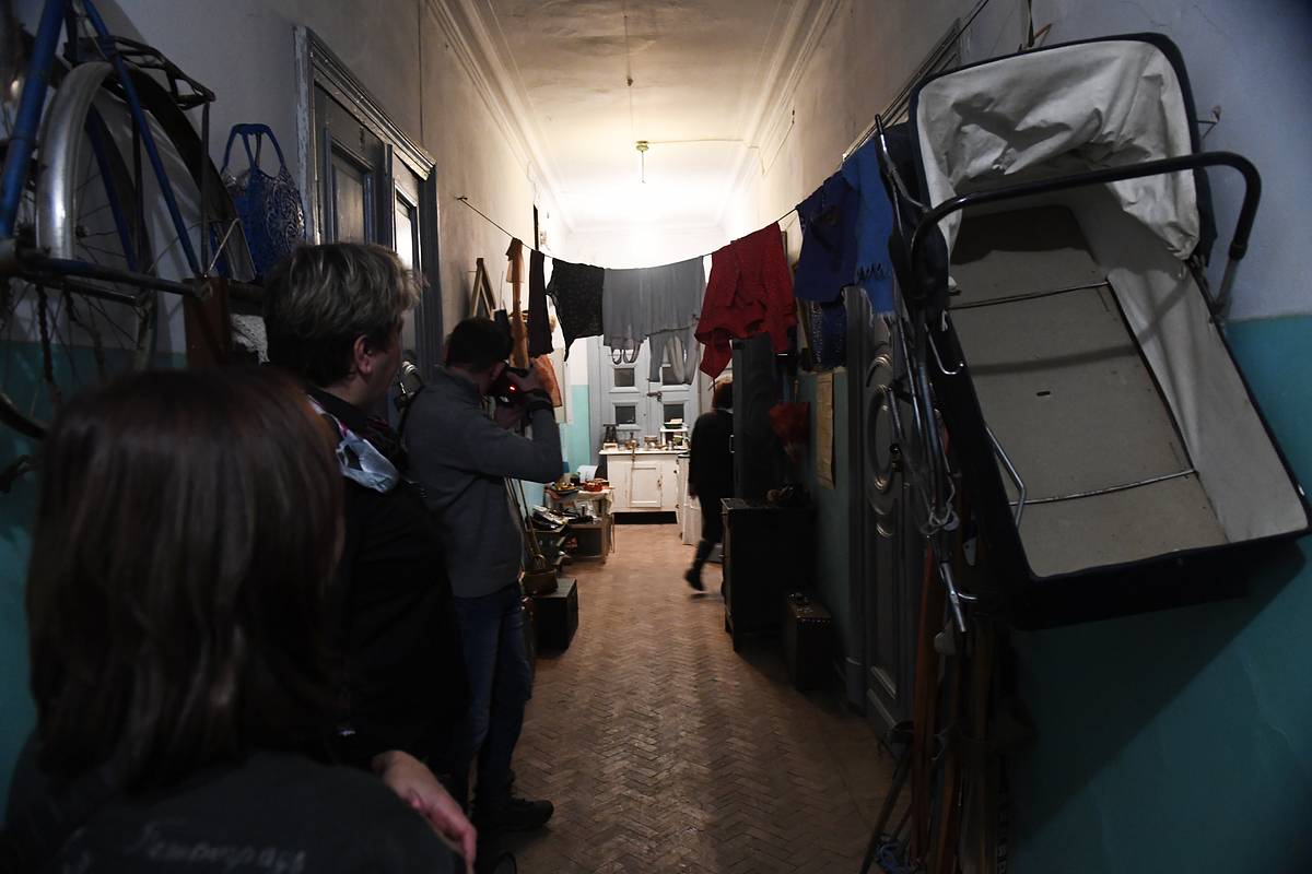 Россиян предупредили о штрафе за детские коляски в подъездах