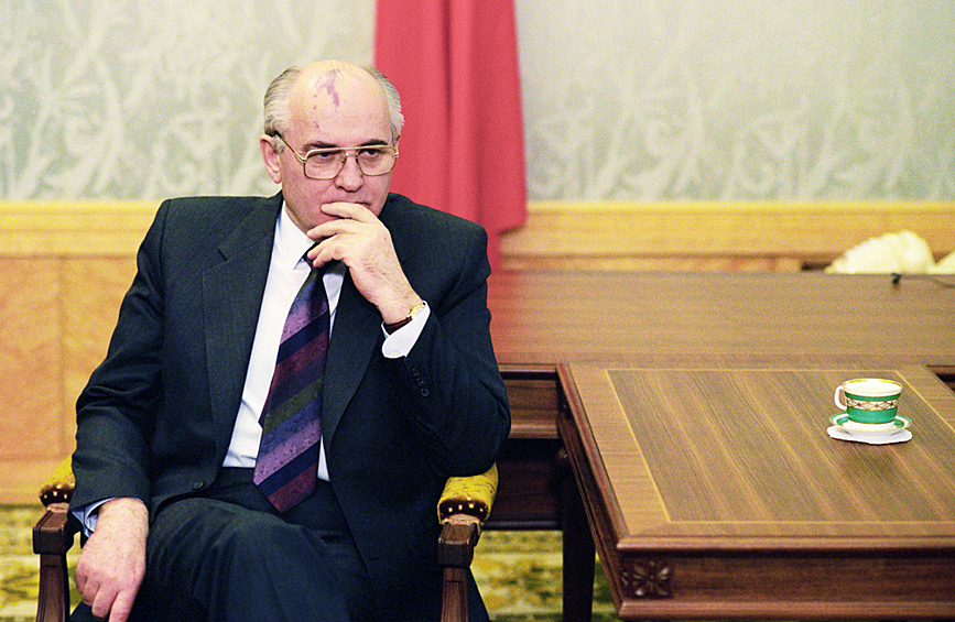 На следующий день Михаил Горбачёв вернулся в Москву, но подписание нового Союзного договора было сорвано. Президент СССР окончательно потерял способность влиять на политические процессы внутри страны. 