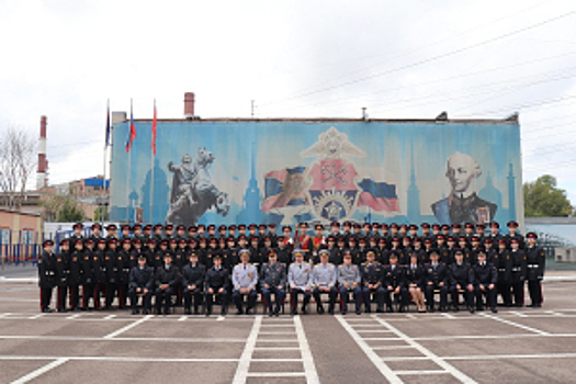Торжественное обещание воспитанников Санкт-Петербургского суворовского военного училища МВД России