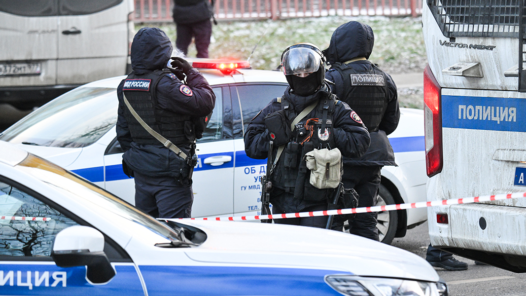 Подросток напал на школу в российском городе