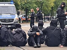 Российское генконсульство в Лейпциге забросали краской цветов украинского флага