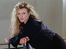 «Я и дня не могла прожить без антидепрессантов» Ким Бейсингер — 70. Как она добилась успеха, но чуть не потеряла все?