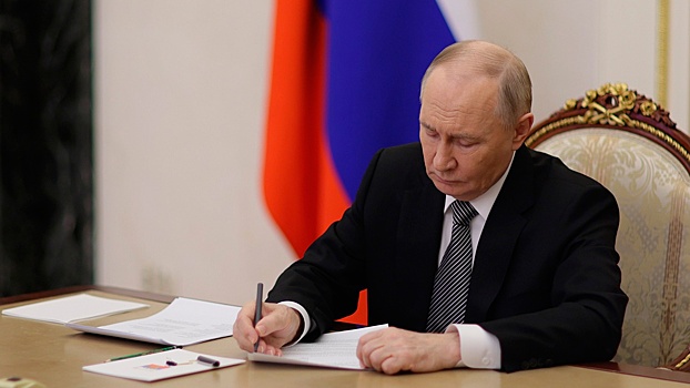 Путин рассказал, что иногда ездит «по-тихому», без мигалок