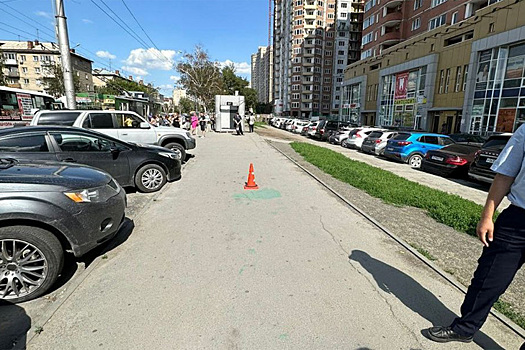 Мальчик на самокате сбил бабушку в Новосибирске