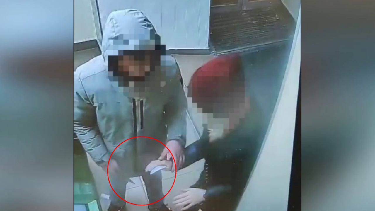 В Удмуртии налётчик, угрожавший женщине ножом в отделении банка, задержан полицейскими