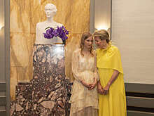 Королева Бельгии Матильда и ее дочь Элеонора посетили финал конкурса вокала в Брюсселе