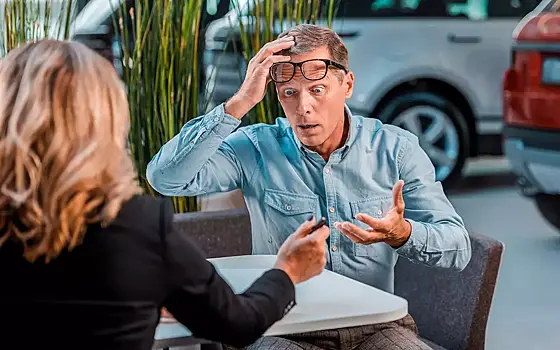 Россияне отложили покупку автомобиля «до лучших времен» — кредиты стали невыгодны