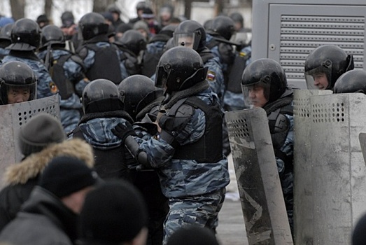 В Мурманске, где сегодня должен состояться митинг Навального, объявлены антитеррористические учения