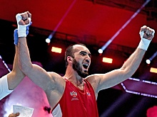 Боксер Гаджимагомедов намерен завоевать третий чемпионский титул в Дубае