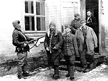 Почему Гитлер в 1942 году приказал называть партизан бандитами