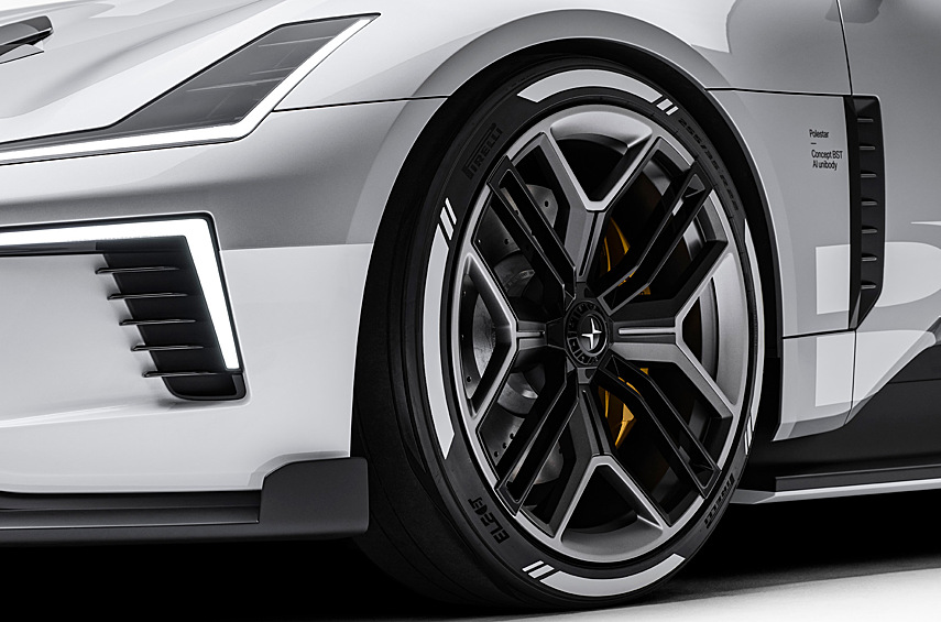 Новинке обещают полный привод, два мотора с общей отдачей 884 лошадиные силы и 900 Нм, а также ускорение до 60 миль в час (96,6 километра в час) за 3,2 секунды. Дизайн товарного родстера окажется гораздо скромнее, чем у шоу-кара.