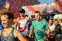 Центральные улицы Екатеринбурга в выходные перекроют: по ним побегут тысячи марафонцев