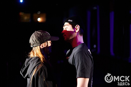 "Как я хочу, чтобы ты на меня наорала!" Омичей зовут сыграть в "Правду или действие"