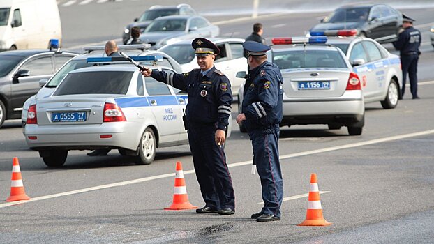 Три человека пострадали в ДТП на Варшавском шоссе в Москве