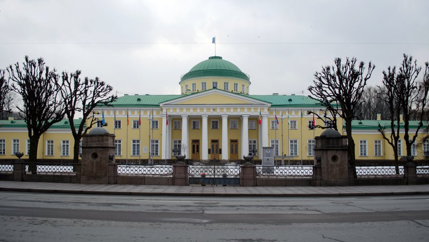 26 апреля в Санкт-Петербурге пройдет заседание Совета законодателей